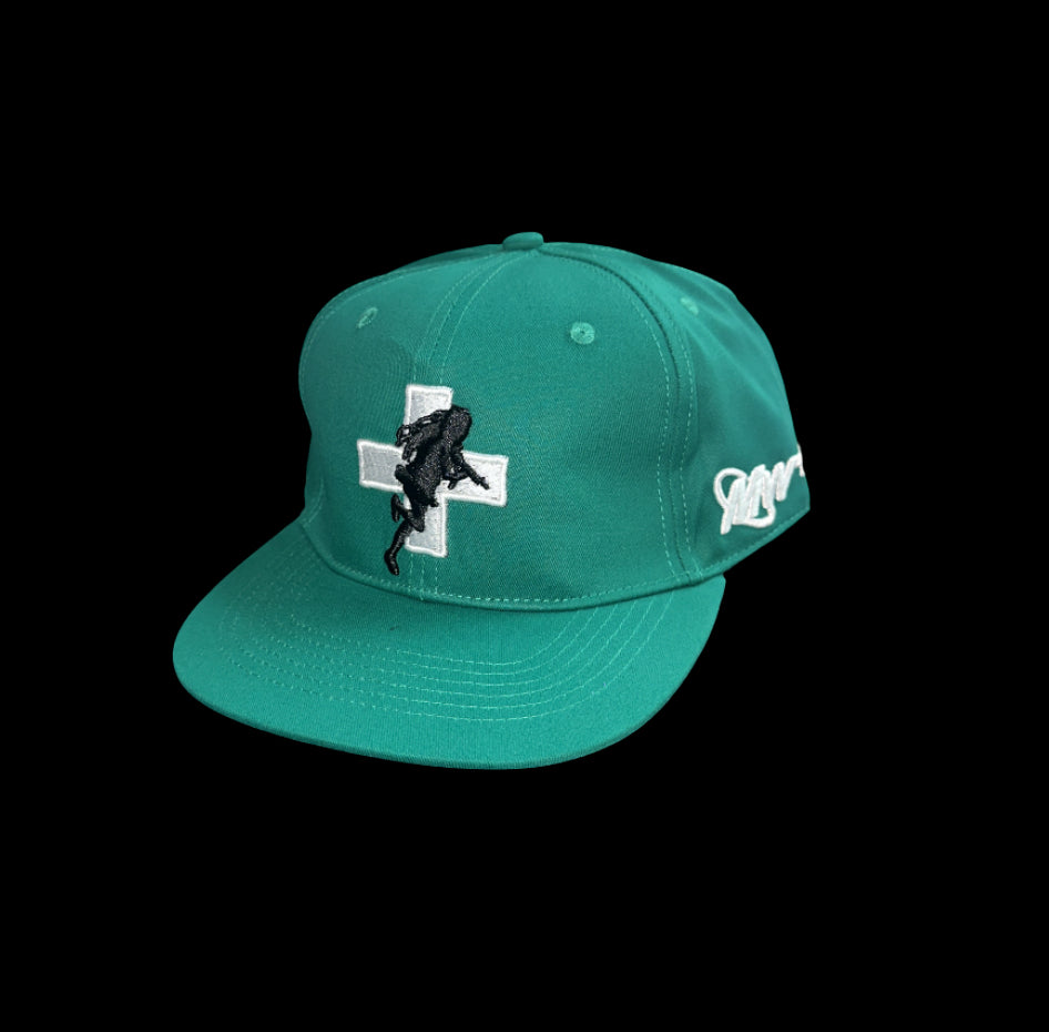 Mw green runner logo fitted